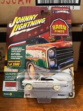 Johnny Lightning White Lightning Chase Barn Finds 1966 Ford Fairlane Gt